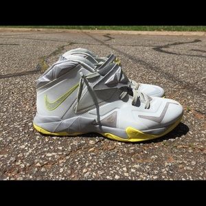 Nike Zoom Soldiers VII Size 11.5👟